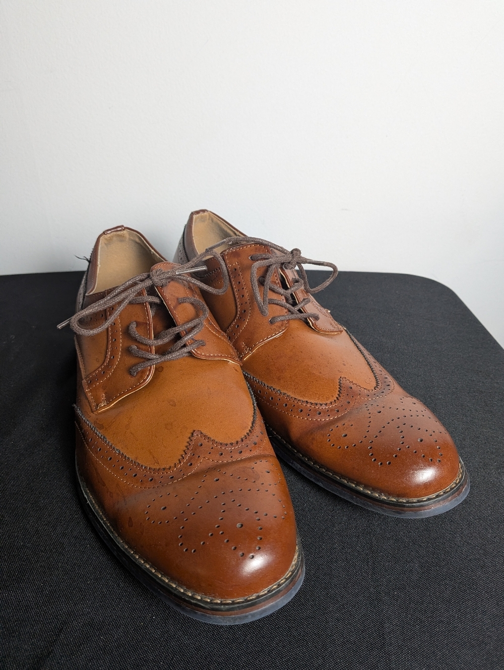 Kenneth Cole Reaction WingTip Brown Leather Ryker Perf Lace Up Sz 9.5